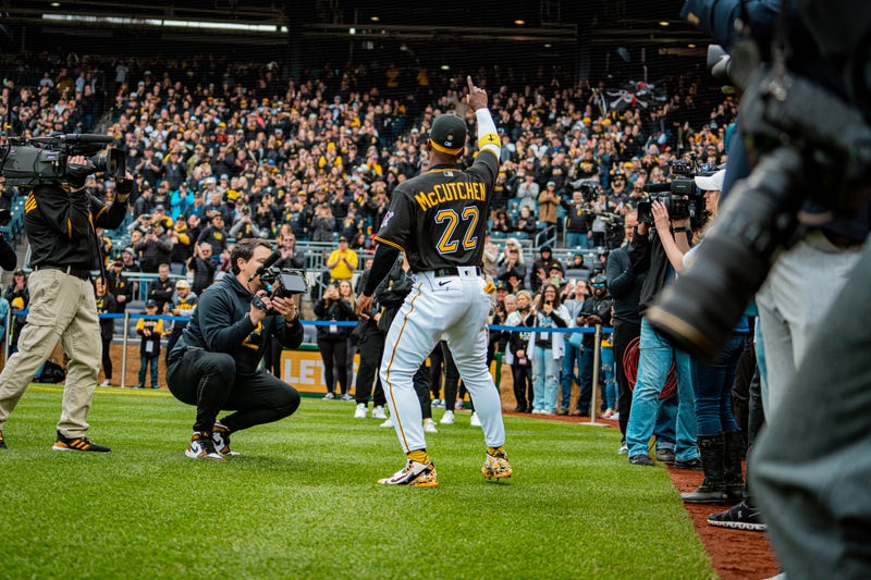 Andrew McCutchen pointing to crowd at home opener