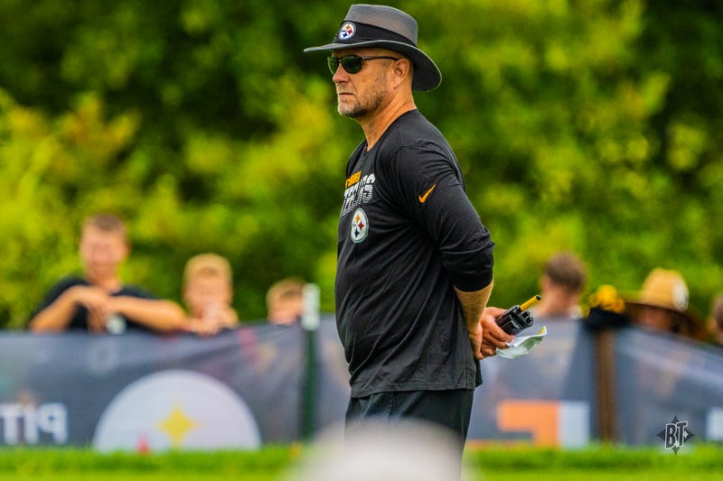 Matt Canada at practice