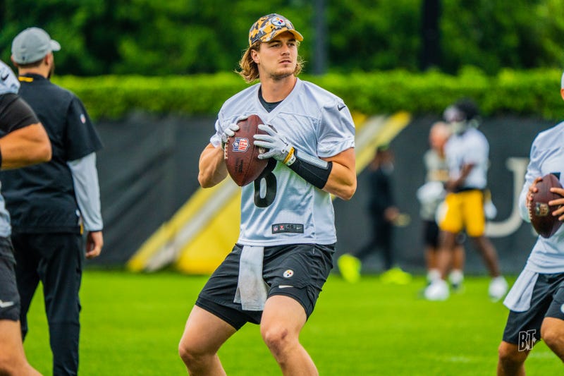 Kenny Pickett at Steelers minicamp