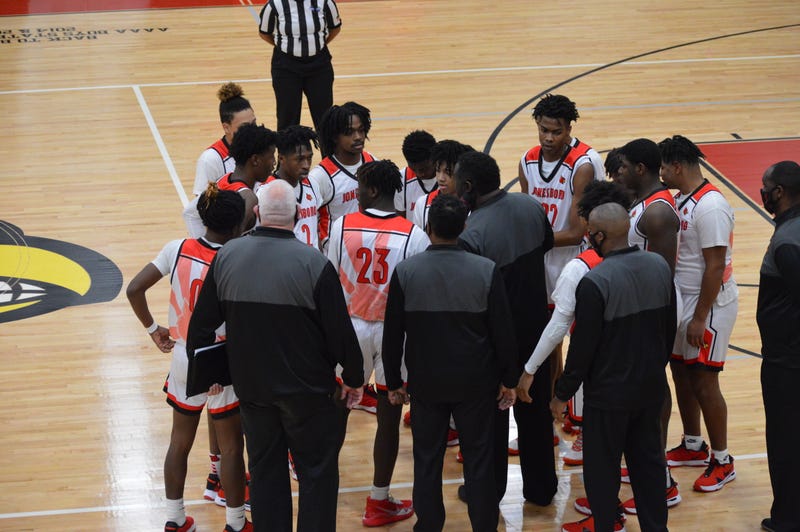 Jonesboro Cardinals improve to 8-0