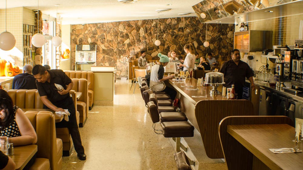 Hollywood's 101 Coffee Shop has closed for good