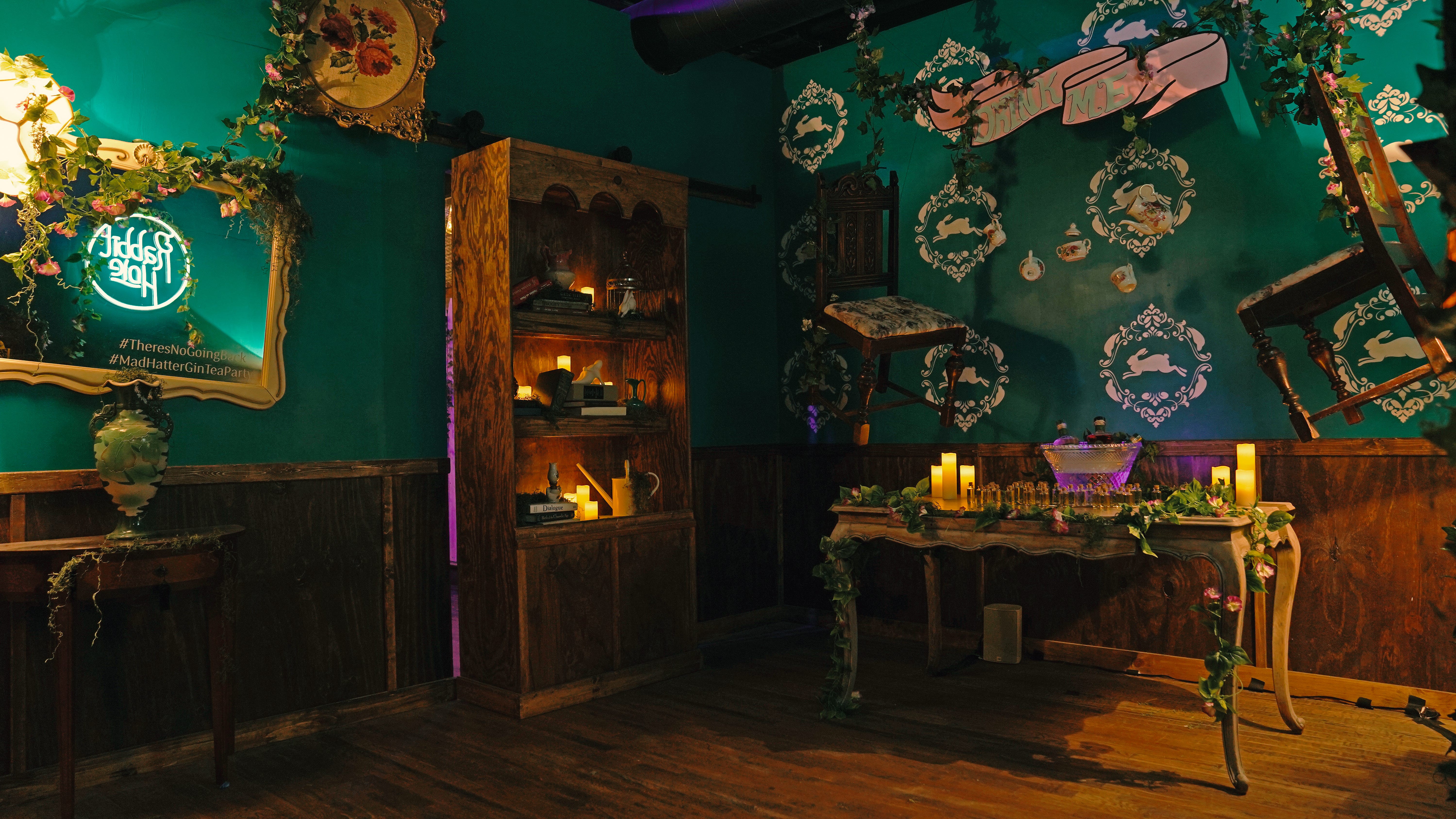 Don't be late for this very important date: Mad Hatter’s (Gin &) Tea Party now taking reservations in Chicago