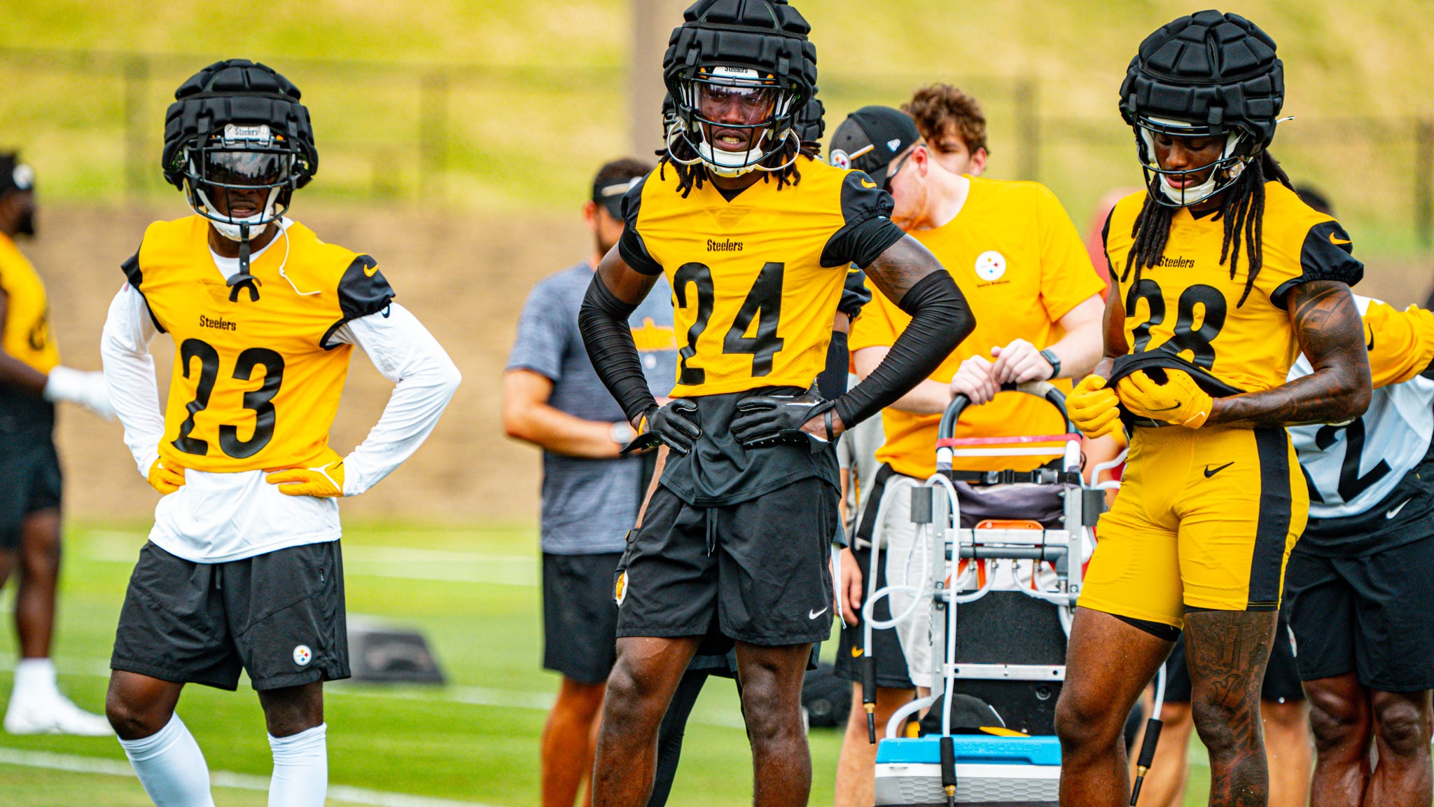 From ball boy to potential starter, Joey Porter, Junior excited