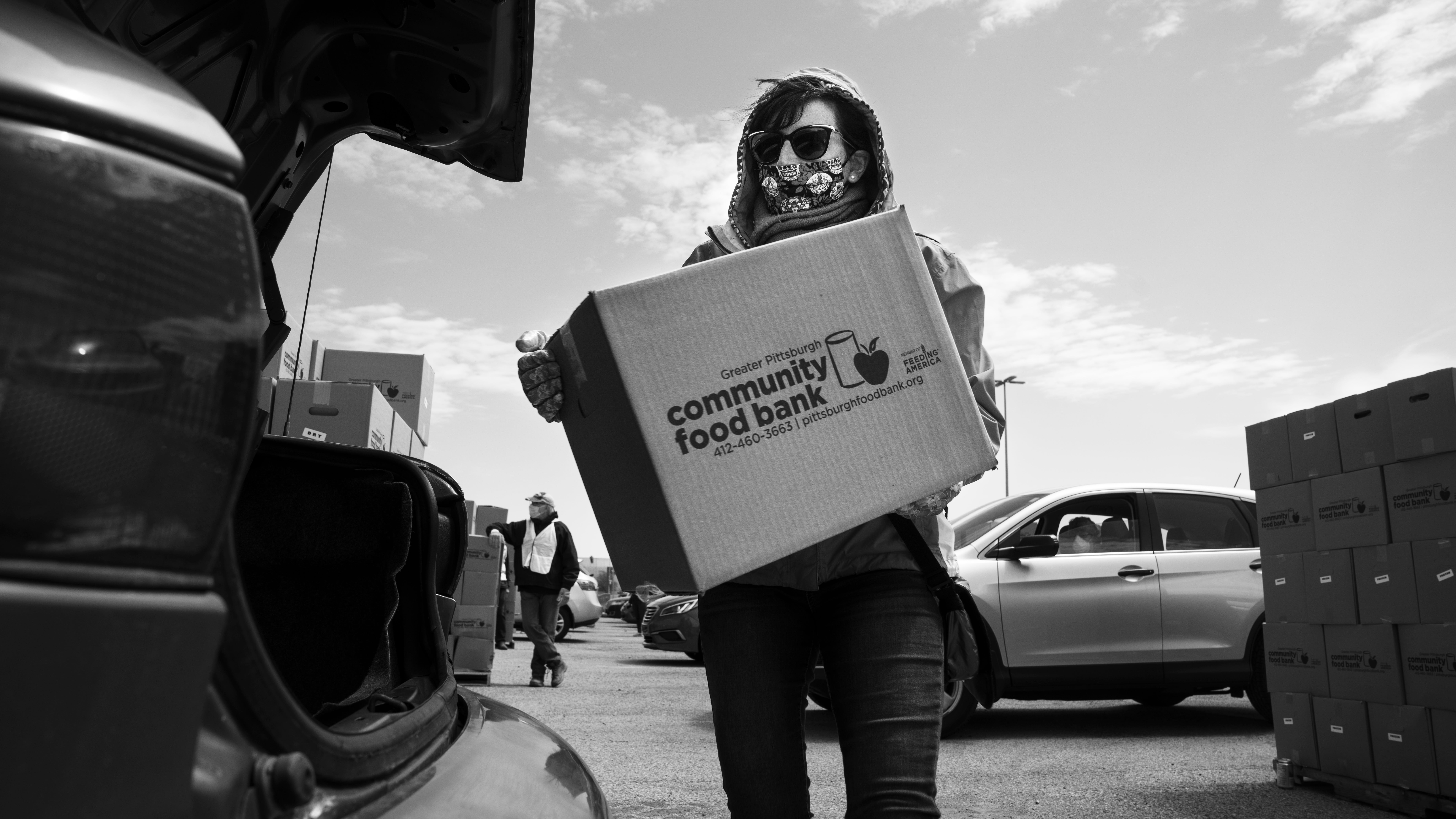 Peduto applauds efforts to support food bank: 'when the chips are down, Pittsburghers are always there'