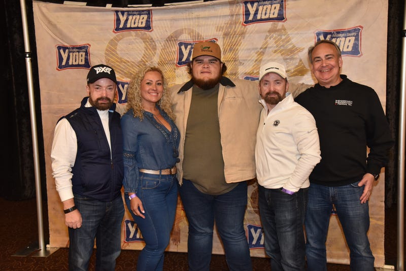 Y108 8 Man Jam
