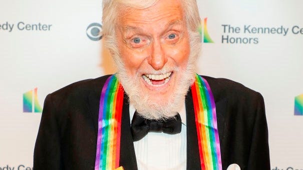 Dick Van Dyke injured in minor traffic crash in Malibu