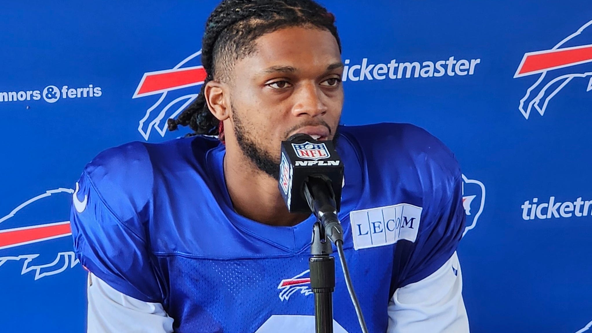 Damar Hamlin does well taking contact in Bills' first padded practice