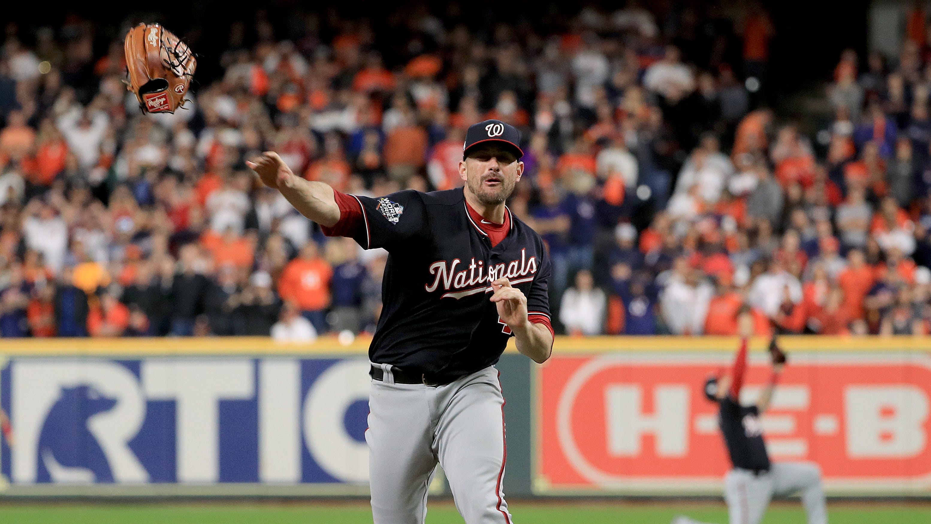 Nationals trade Daniel Hudson to San Diego for pair of prospects