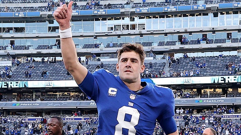 Julian Love raves about Daniel Jones, implores Giants to re-sign QB: 'Perfect guy for the job'