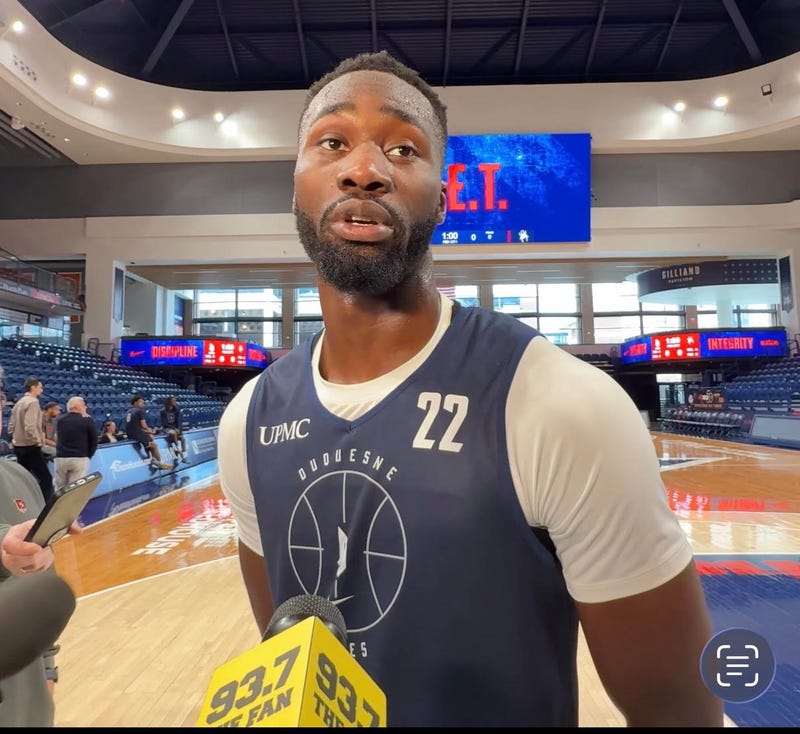 Duquesne David Dixon in scrum