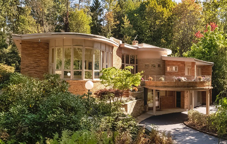 Daya's childhood home in Mt. Lebanon