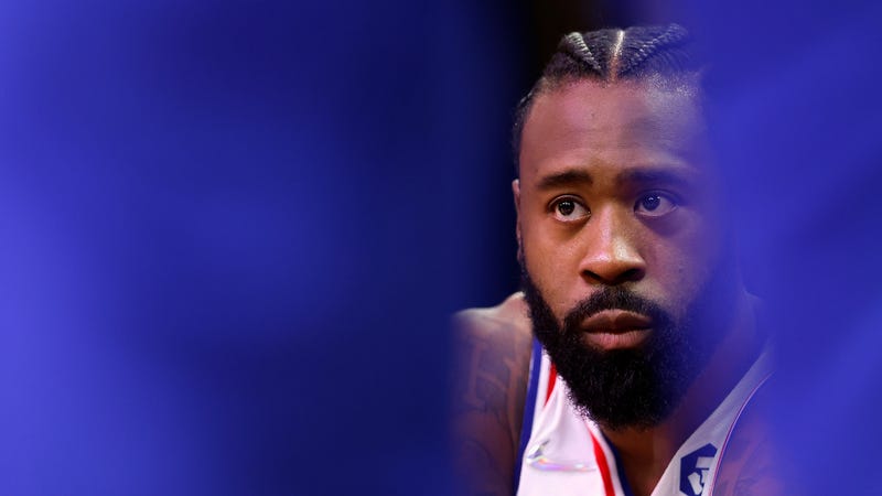 Charles Barkley implores 76ers to bench DeAndre Jordan: 'It's over … He can't play'