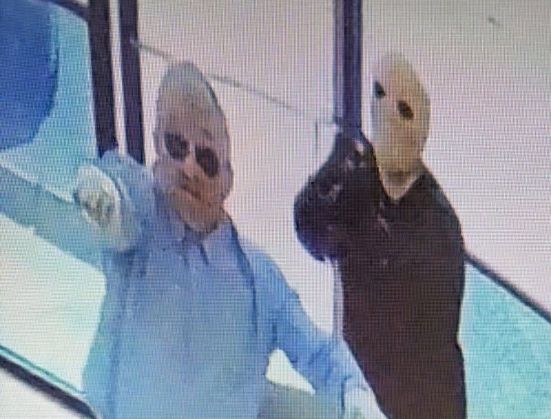 Masked suspects in Dearborn jewelry store robbery