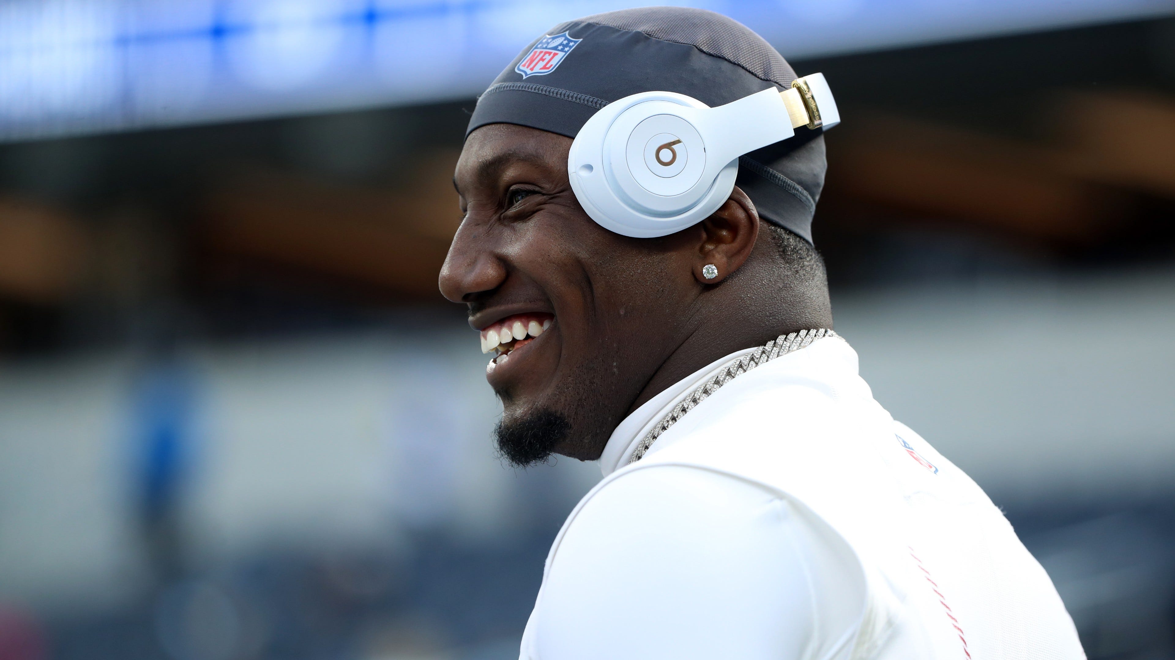 Deebo Samuel's brother claims wide receiver is seeking trade from 49ers