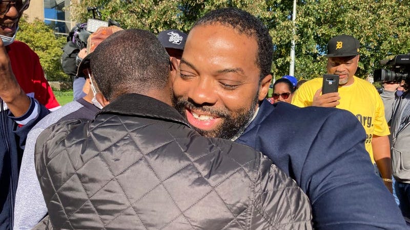 Wrongly convicted man free after serving 15 years for deaths of 5 kids in Oakland Co. fire