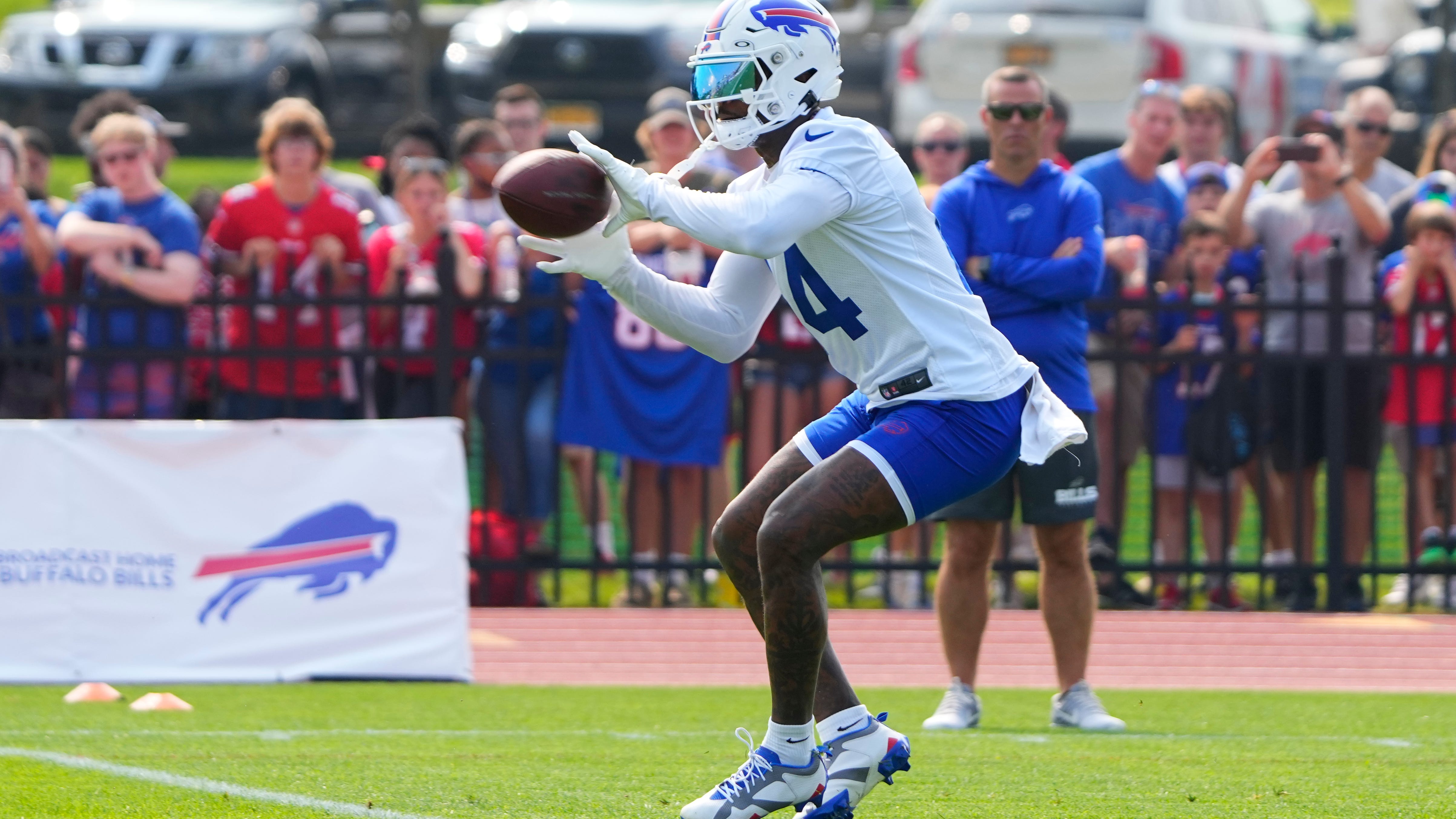 Capaccio: Case closed on offseason drama between Bills, Diggs