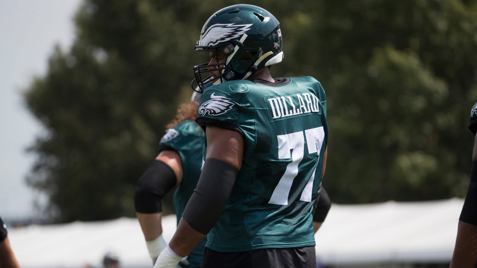 Eagles' Andre Dillard will be out multiple weeks with knee injury