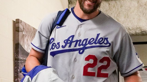 Clayton Kershaw OK with Roberts' decision to yank him from perfect game bid