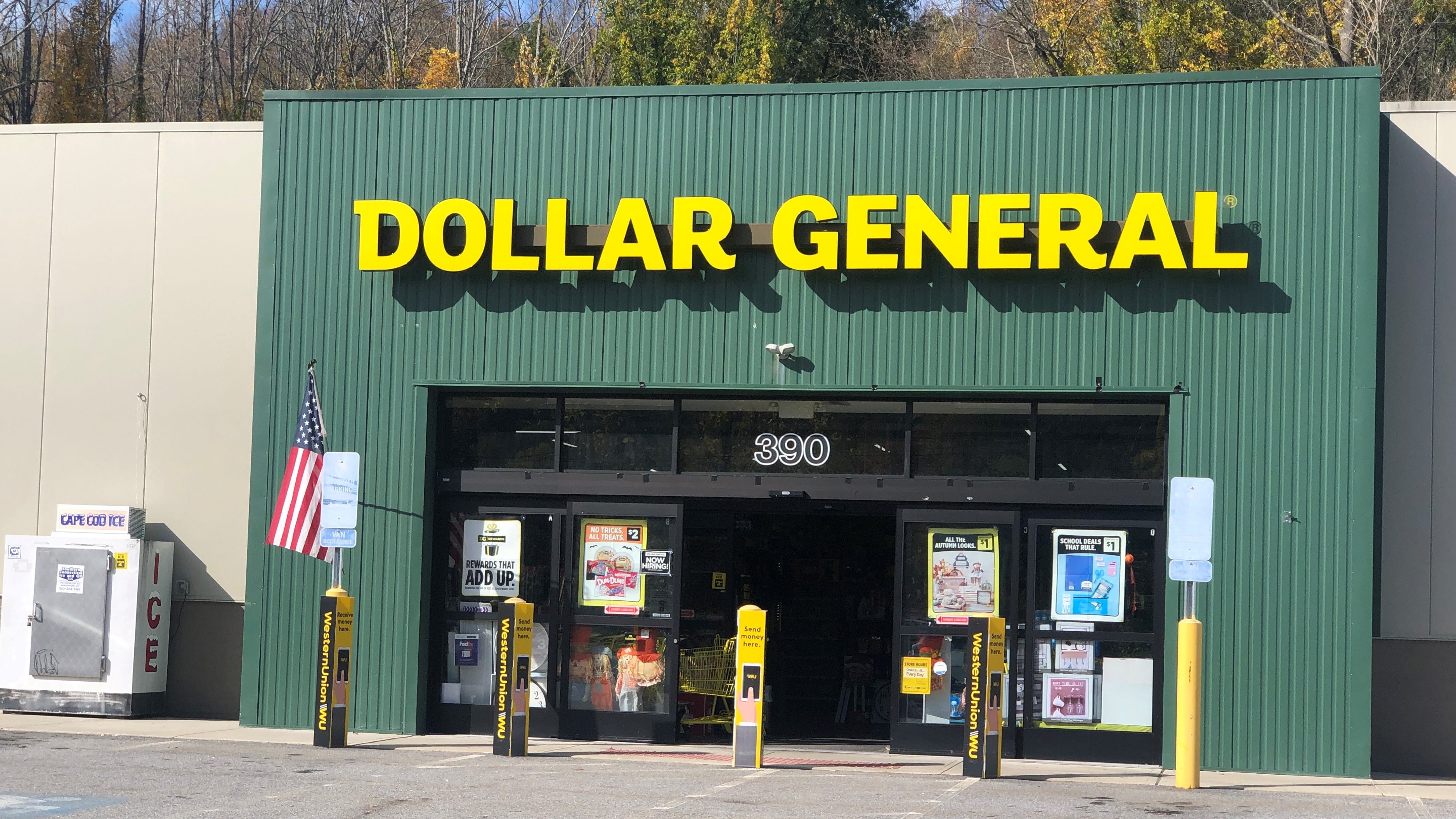 Dollar General workers in Barkhamsted vote to unionize, await results
