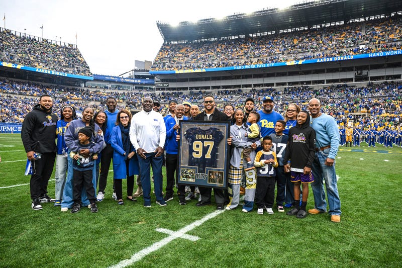 Aaron Donald with family