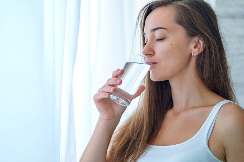 Dry January: How Taking a Break from Booze Can Boost Your Health in 2025 | Bee Well