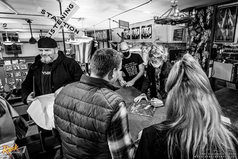 Duff McKagan - Easy Street Records "Lighthouse" album release show/signing - Seattle 12.8.23