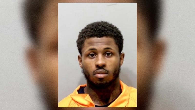Detroit man charged with liquor store clerk's slaying, gas station robbery