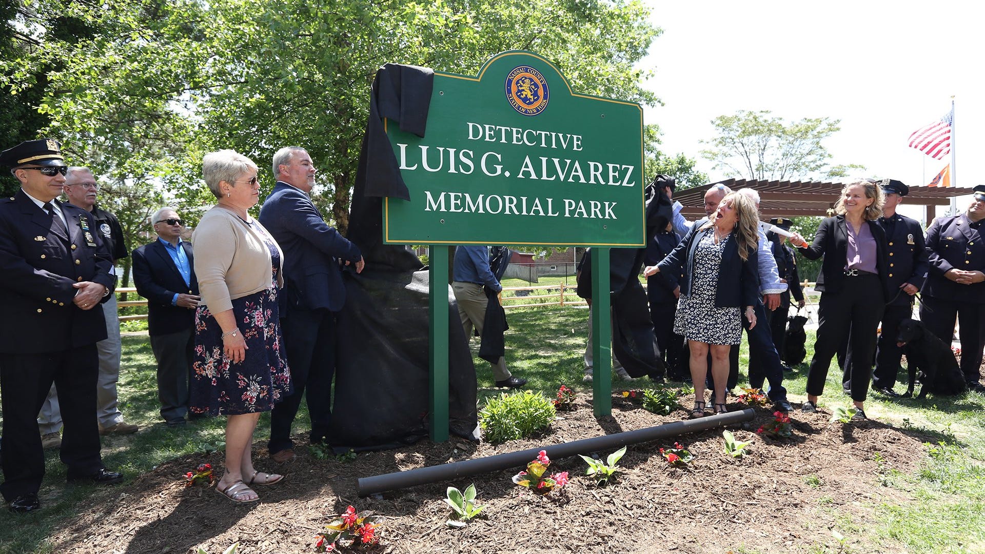 Nassau park renamed for fallen 9/11 hero Luis Alvarez