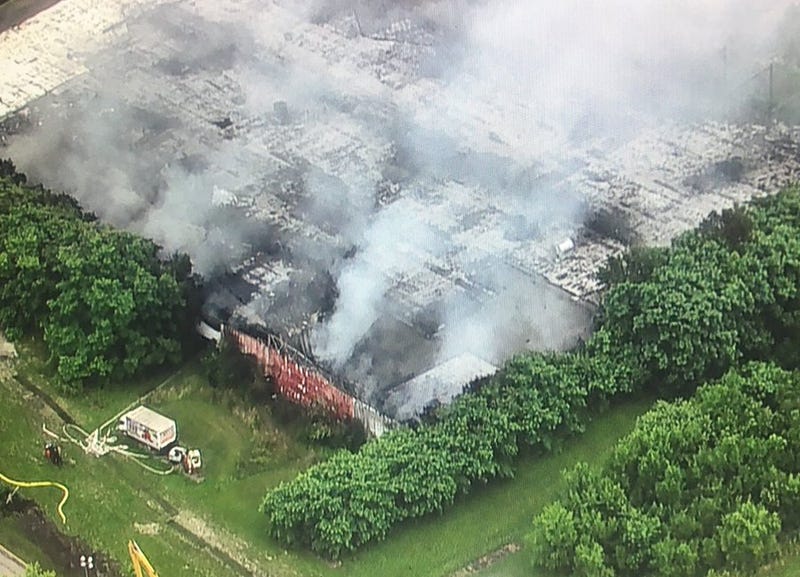 Fire continues to burn in the 900 block of Benton Street in Morris. Up to 100 tons of lithium batteries are currently stored there. Fire crews evacuated 1,000 nearby homes because of toxic smoke.