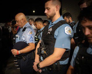 Chicago police officer killed, another seriously wounded in West Englewood