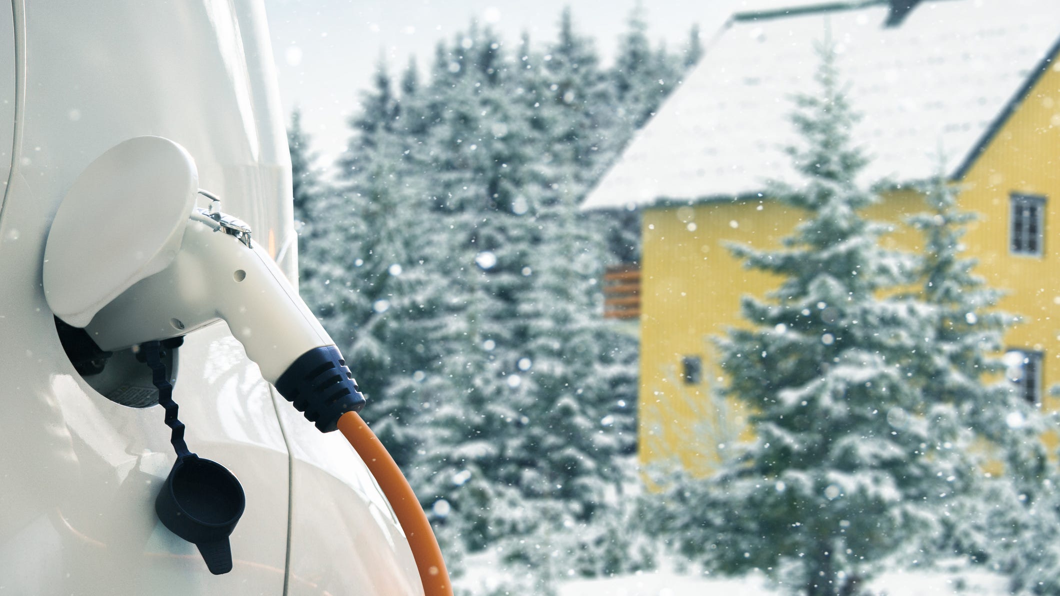Electric vehicles lose efficiency in cold weather, motor club warns drivers