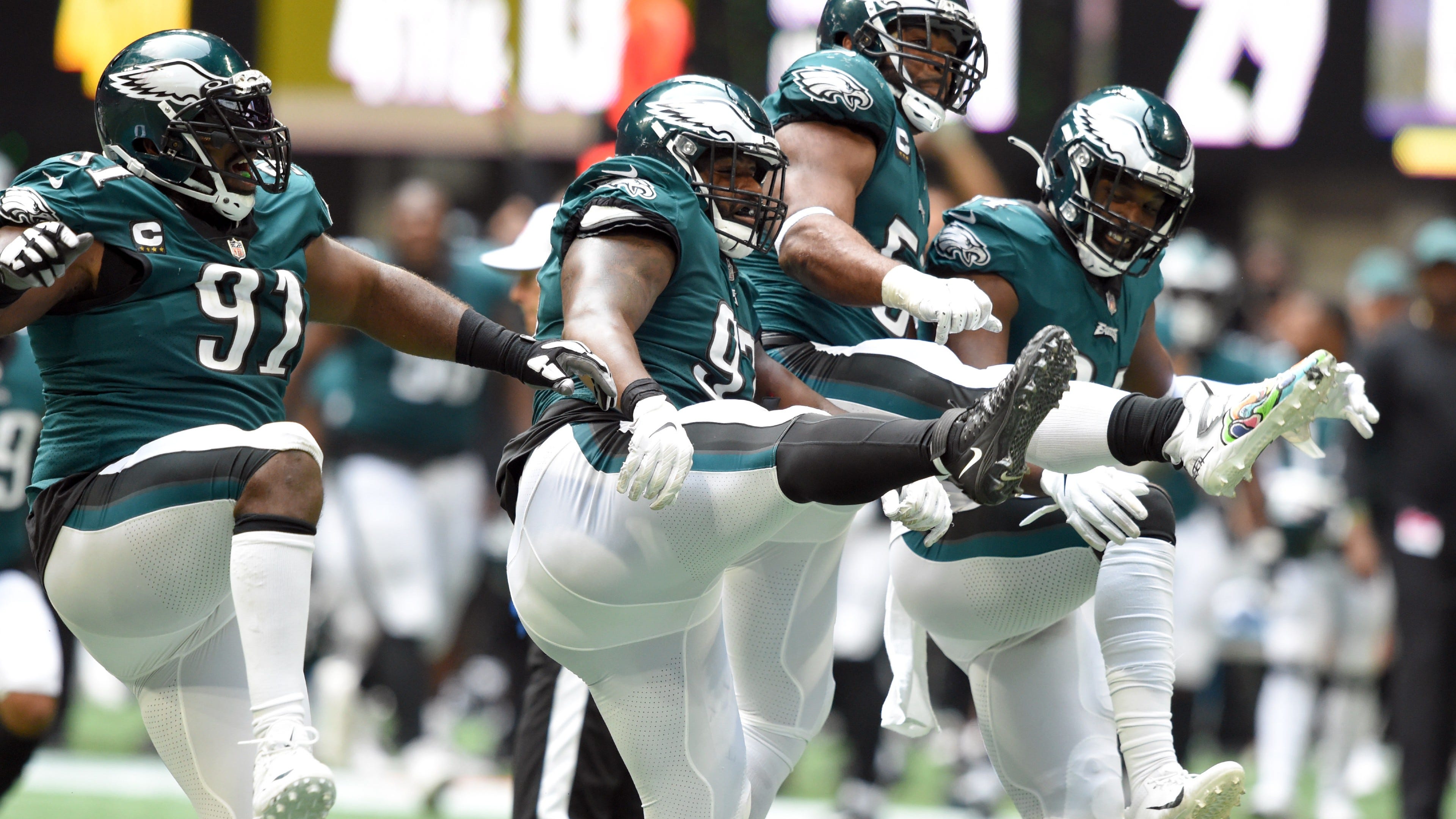 Chris Long: 2021 Eagles d-line better than ours during 2017-18 Super Bowl season