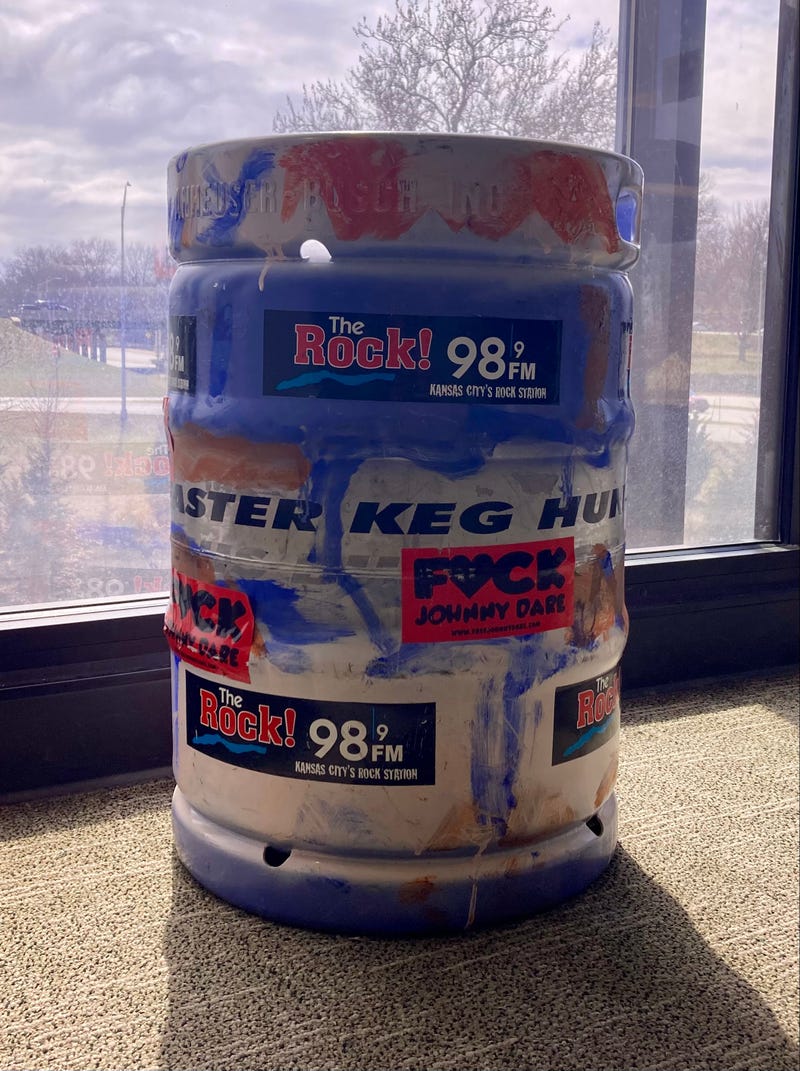98.9 The Rock &amp; The Johnny Dare Morning Show  2023 Easter Keg Hunt