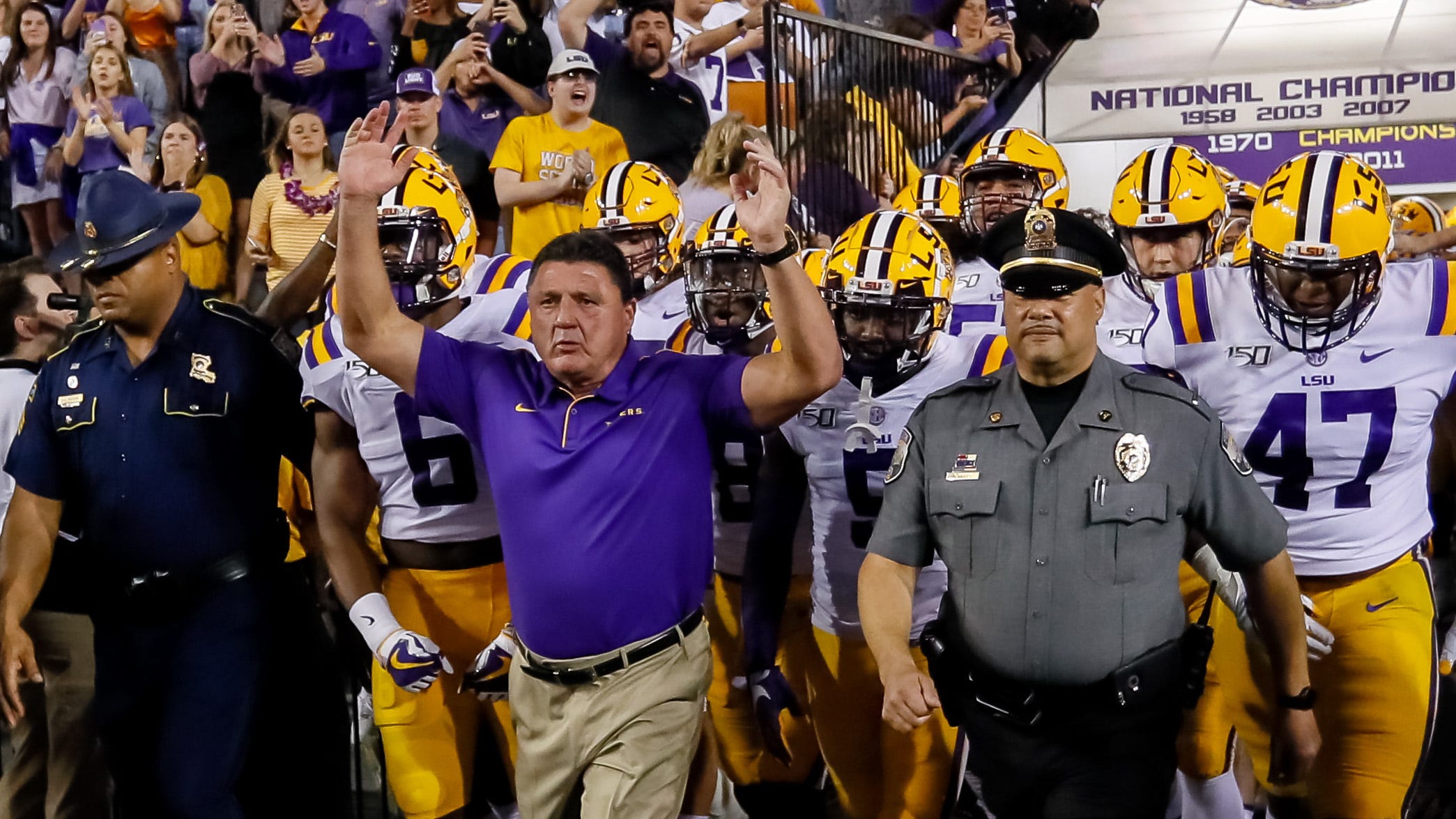 LSU's Ed Orgeron expects Kole Taylor to be the 'main guy' at TE, pair of RBs to be 'lead dogs'