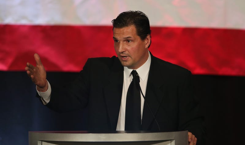 Former Blackhawks player Eddie Olczyk in 2012