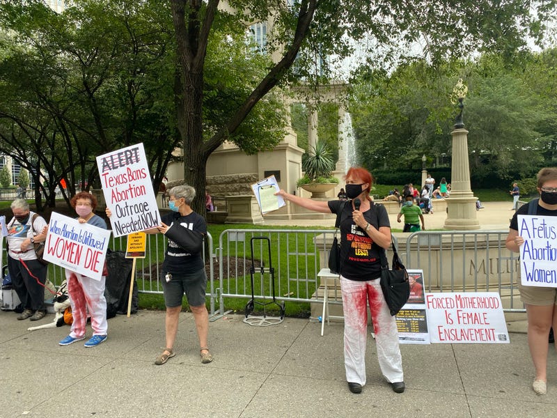 Chicago pro-choice activists, standing with sisters in Texas, protest that state’s new abortion law