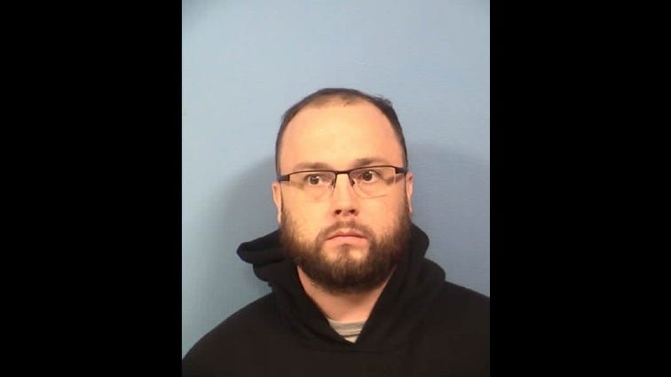 Man charged with making threats to Illinois State Toll Highway Authority employees