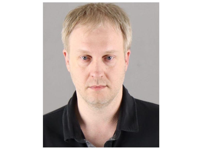 40-year old State Senator Justin Eichorn (R- Grand Rapids) was arrested Monday in Bloomington after allegedly soliciting sex from a detective posing as a sixteen-year old girl online.