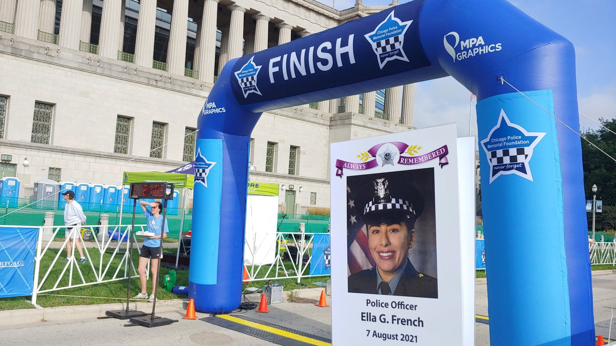 Thousands race to remember Ella French and other fallen police officers