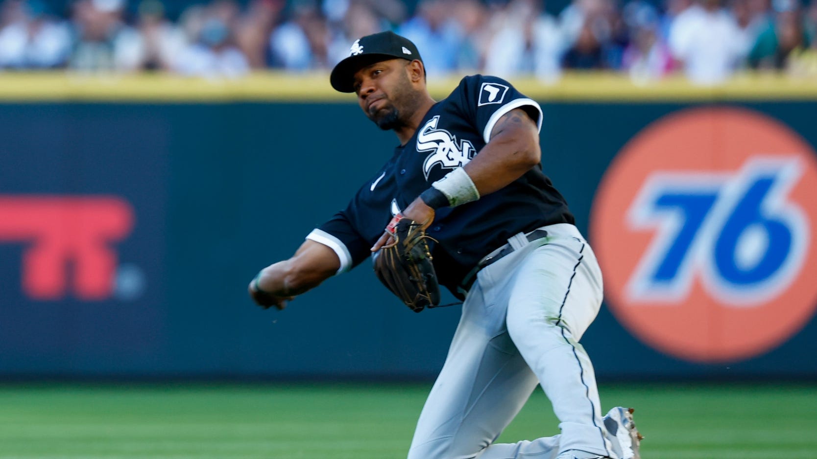 Elvis Andrus 'would love' to return to White Sox in 2023, is willing to shift to 2nd base