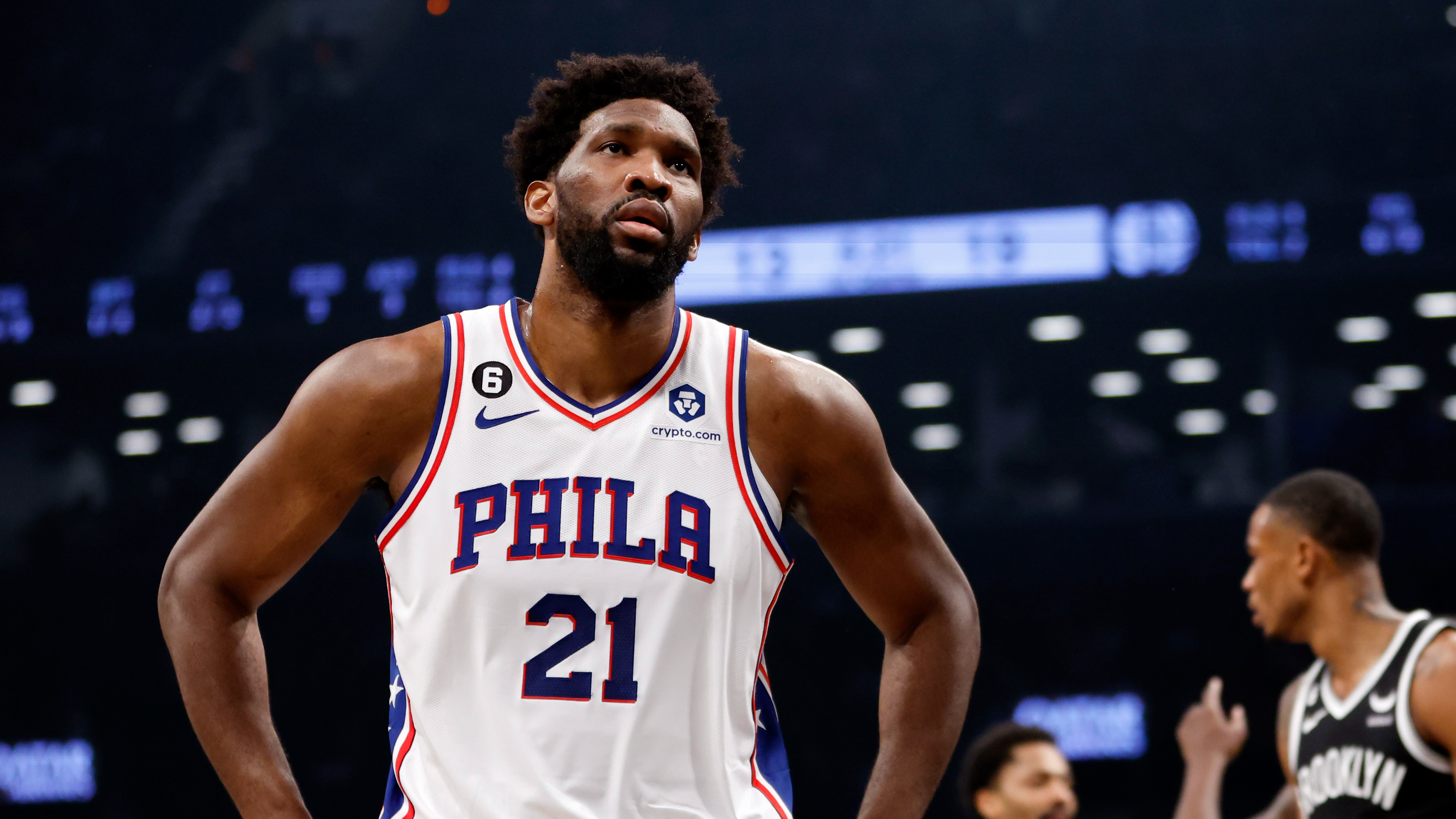 Report: Joel Embiid has sprained LCL, may try to play through injury