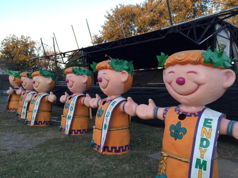 Street repair in New Orleans slows down Endymion float move, snarls traffic
