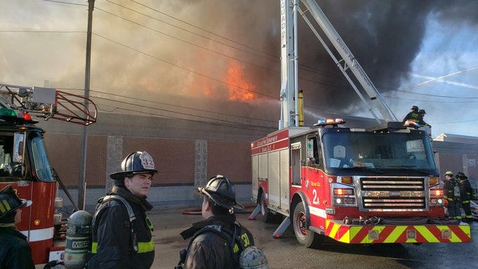 More than 250 firefighters battle warehouse blaze in Lawndale