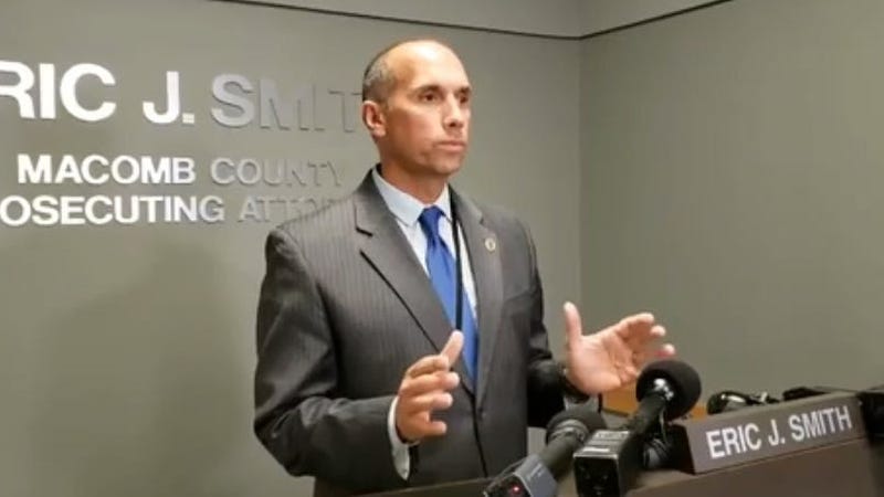 Ex-Macomb County Prosecutor Smith sentenced to prison for campaign kickback scheme