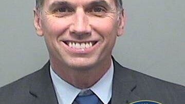 Ex-Macomb prosecutor Eric Smith has 'severe' coronavirus, was hospitalized