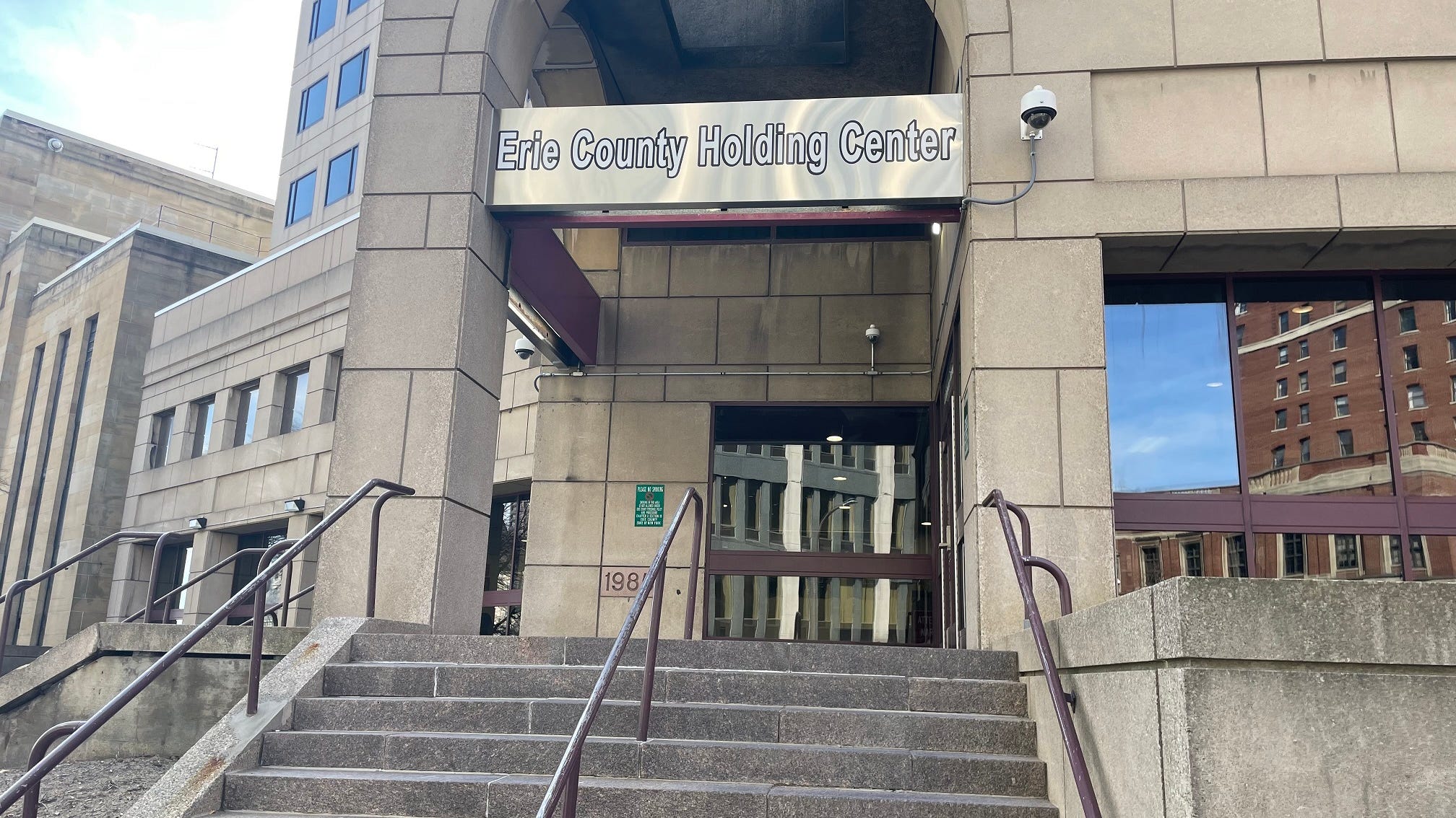 Sheriff Garcia balks at $700 million price tag for new county jail