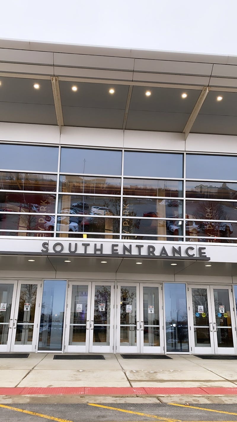 The Tinley Park Convention Center will serve as Cook County’s first large-scale vaccination site opening on Tuesday, to continue Phase 1A and begin Phase 1B vaccinations, by appointment only.