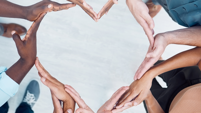 5 Ways to Celebrate “World Kindness Day" | Bee Inspired