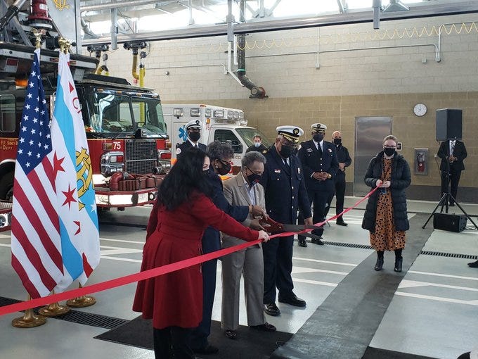 Lightfoot cuts ribbon of new Far South Side firehouse