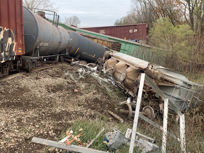 At least nine cars reportedly derailed in Romulus, prompting emergency road closures 